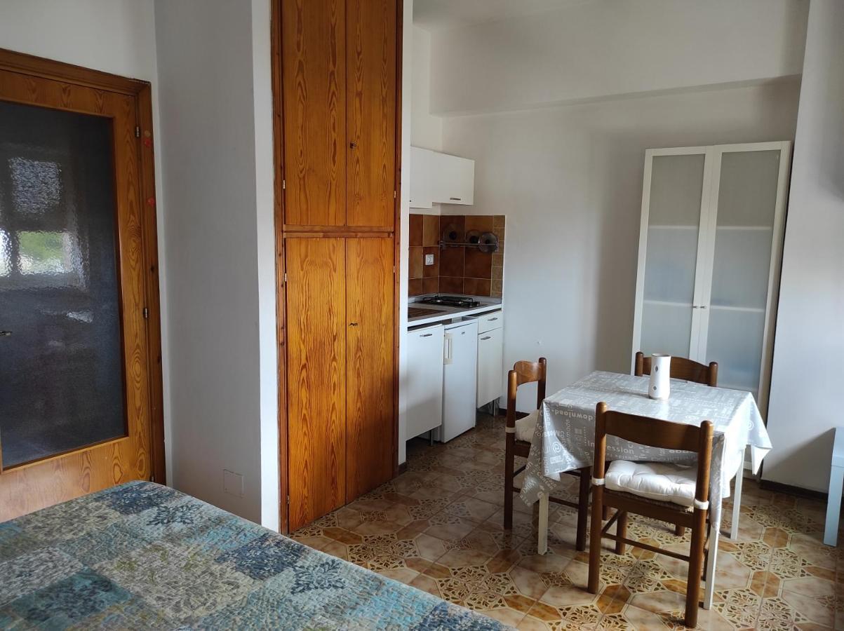 B&B Residenza Leonardo Falconara Marittima Luaran gambar